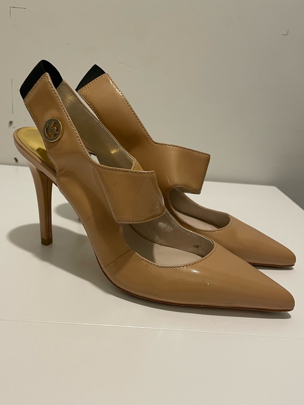 Michael Kors Women’s Size 6.5 Nude Tan Slingback Stilleto Style High Heels